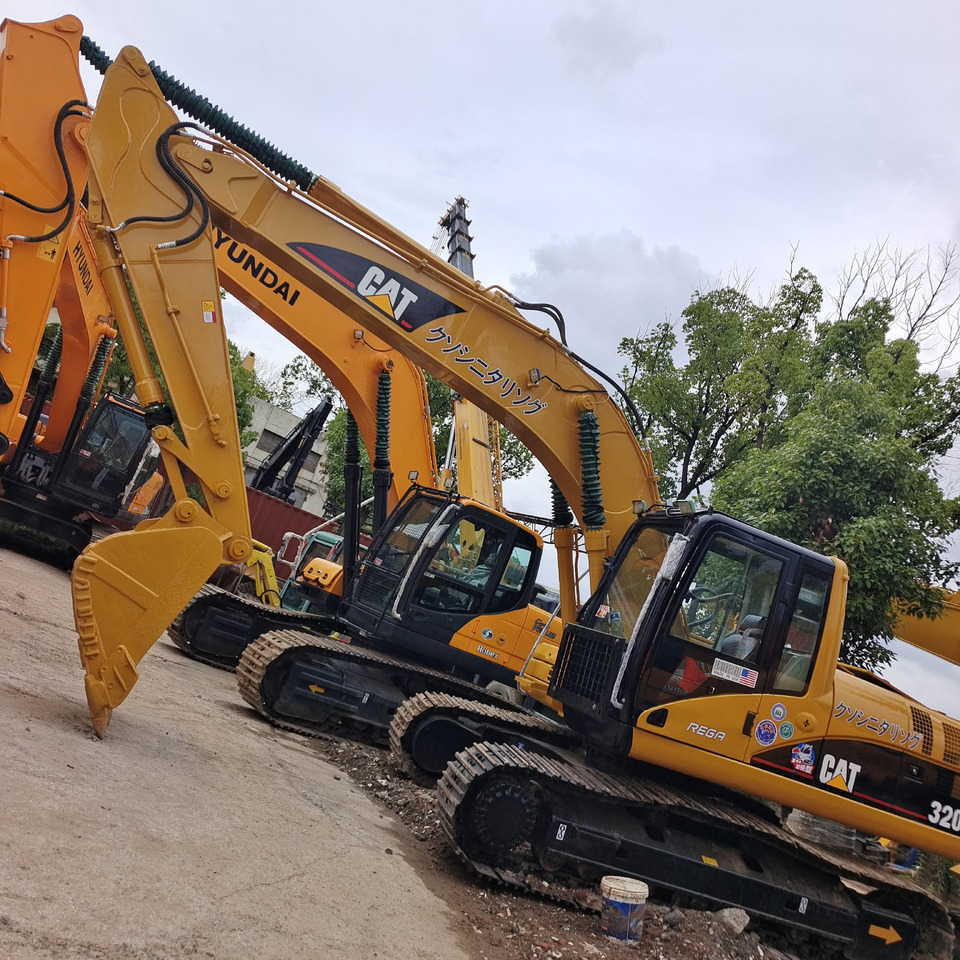 CATERPILLAR 320CL CAT 320 CL 320BL 320D2L - Гусеничный экскаватор: фото 1 CATERPILLAR 320CL CAT 320 CL 320BL 320D2L - Гусеничный экскаватор: фото 1