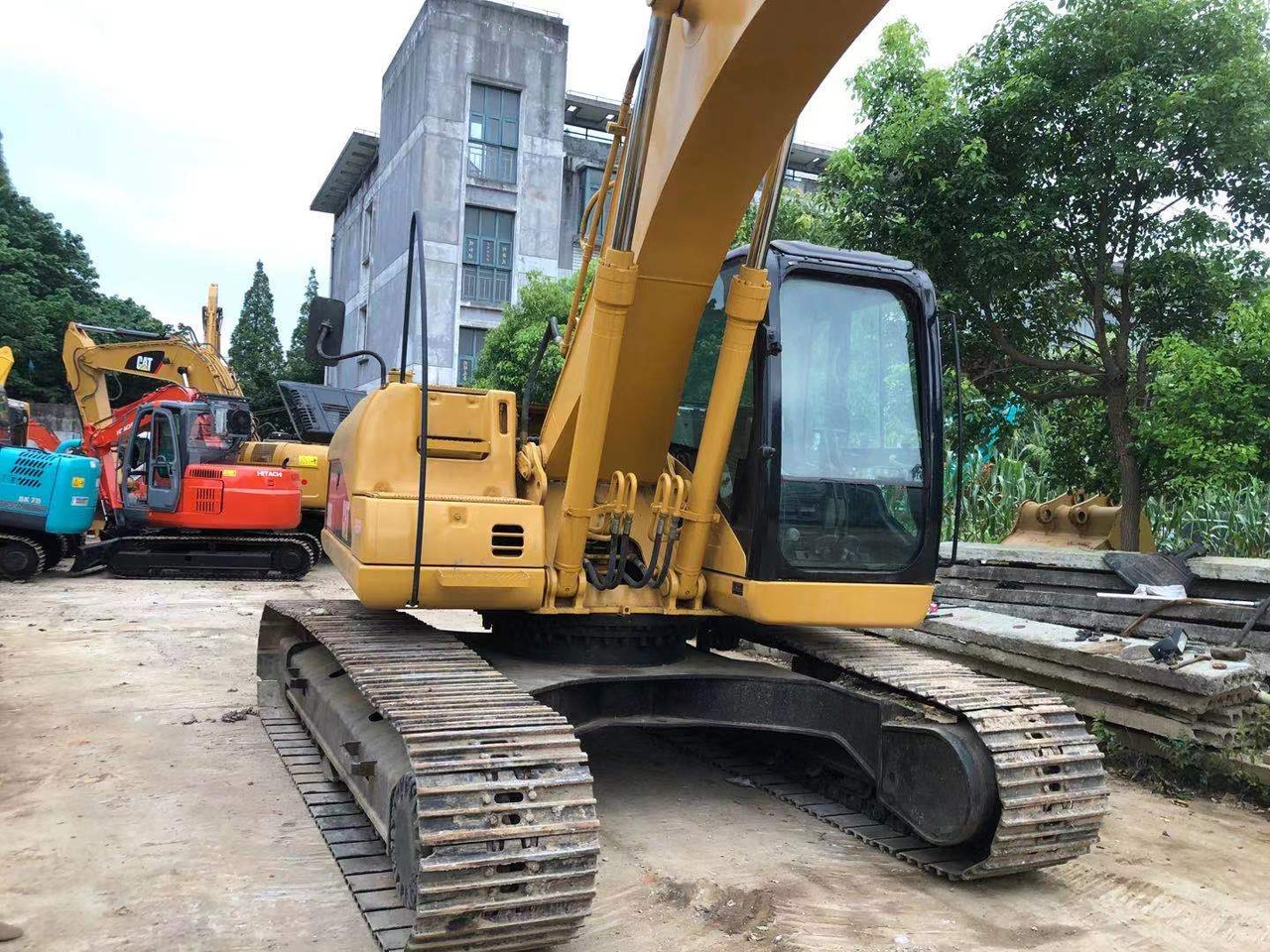 CATERPILLAR 320CL CAT 320 CL 320D 320BL 320GC - Гусеничный экскаватор: фото 3 CATERPILLAR 320CL CAT 320 CL 320D 320BL 320GC - Гусеничный экскаватор: фото 3