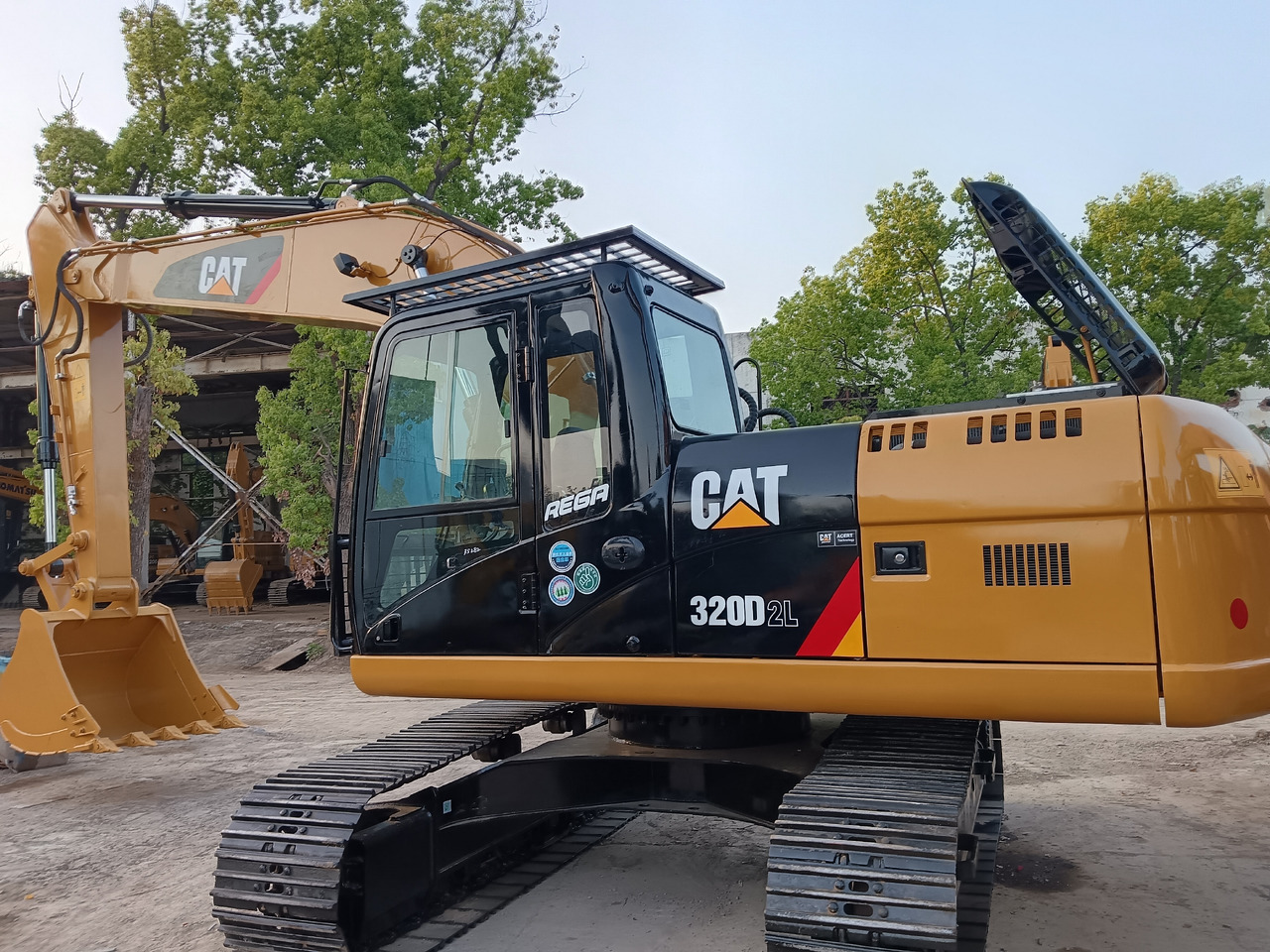 CATERPILLAR 320D2 L CAT 320D - Гусеничный экскаватор: фото 4 CATERPILLAR 320D2 L CAT 320D - Гусеничный экскаватор: фото 4
