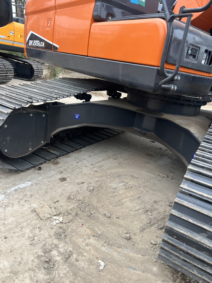 DEVELON DX225 - Гусеничный экскаватор: фото 5 DEVELON DX225 - Гусеничный экскаватор: фото 5