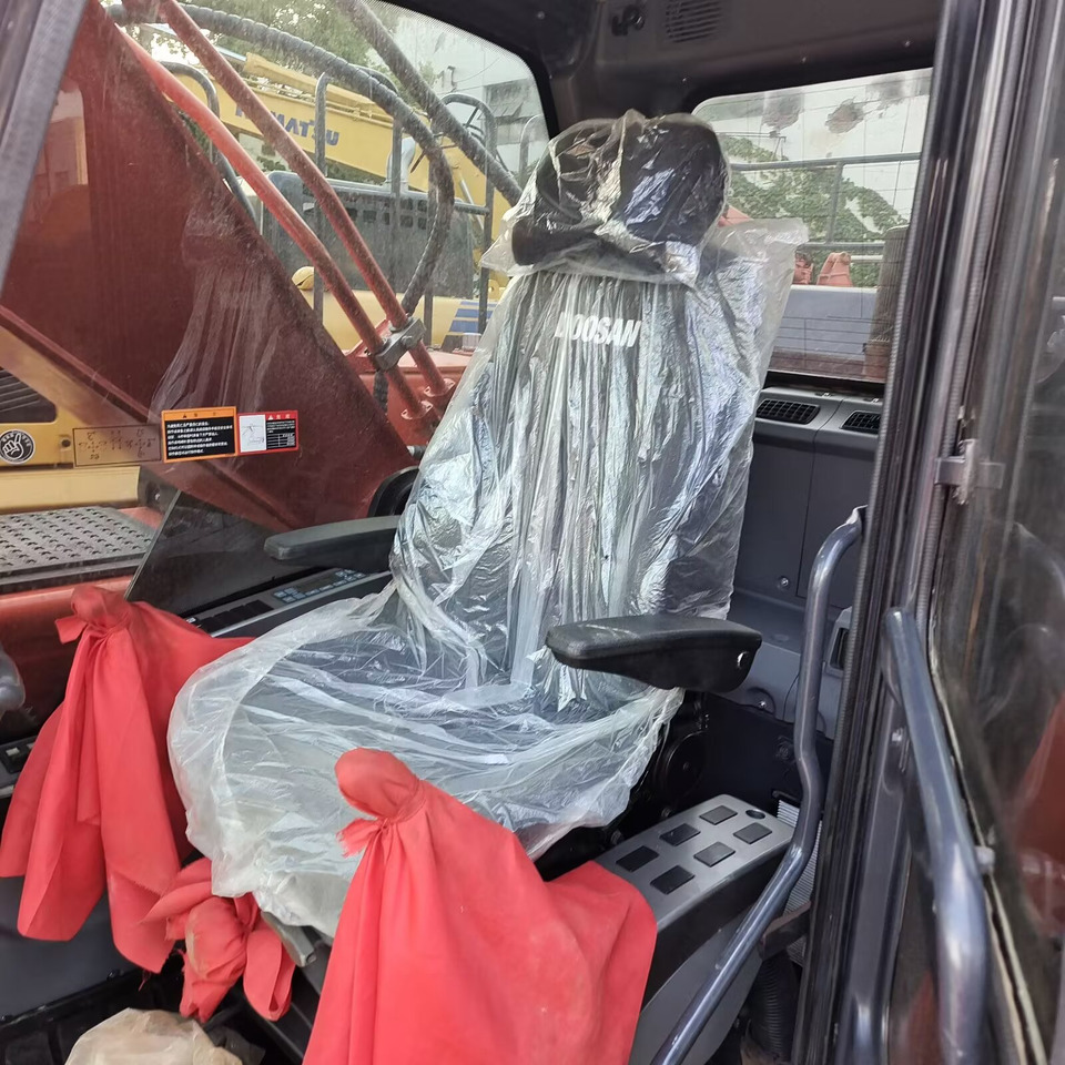 Гусеничный экскаватор DOOSAN DX300 Doosan DX 300 LCA LC-9S LC-9C: фото 9