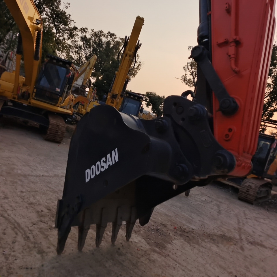 DOOSAN DX300LC-9C DX300 LCA - Гусеничный экскаватор: фото 5 DOOSAN DX300LC-9C DX300 LCA - Гусеничный экскаватор: фото 5