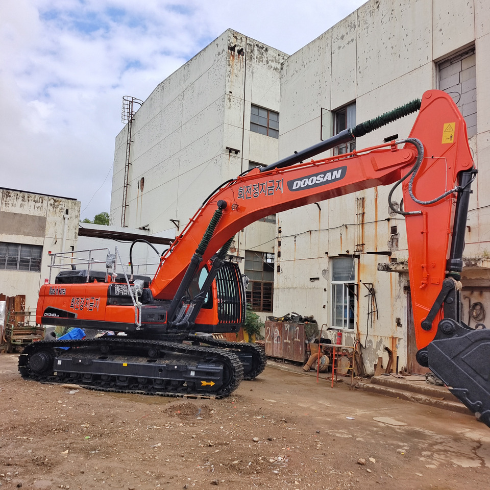 DOOSAN DX340 LCA DX 340 LC-9C - Гусеничный экскаватор: фото 2 DOOSAN DX340 LCA DX 340 LC-9C - Гусеничный экскаватор: фото 2