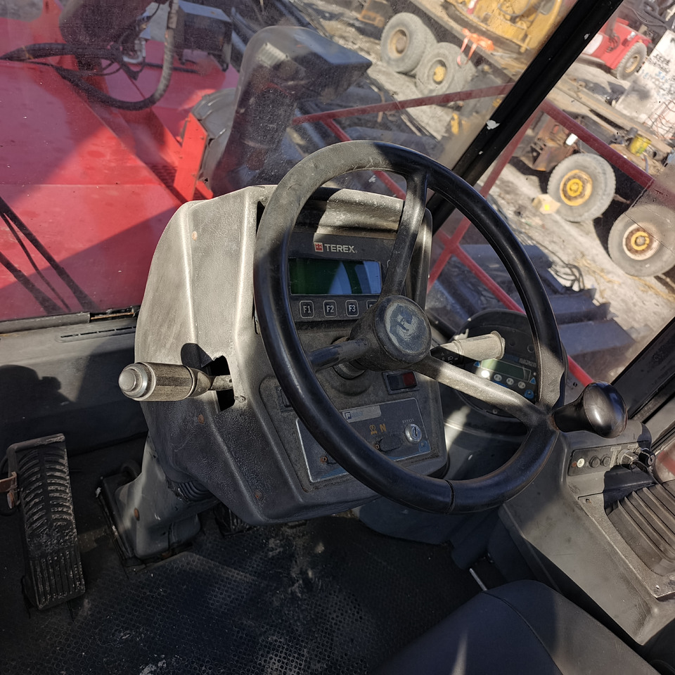 Ричстакер FANTUZZI CS45KMHD 45 TON: фото 10 Ричстакер FANTUZZI CS45KMHD 45 TON: фото 10