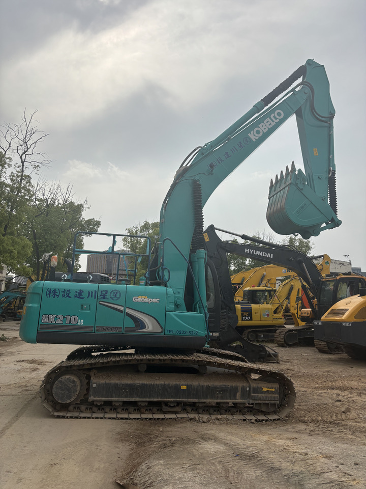 KOBELCO SK210LC SK 210 LC SK200-8 SK 200 - 8 - Гусеничный экскаватор: фото 3 KOBELCO SK210LC SK 210 LC SK200-8 SK 200 - 8 - Гусеничный экскаватор: фото 3
