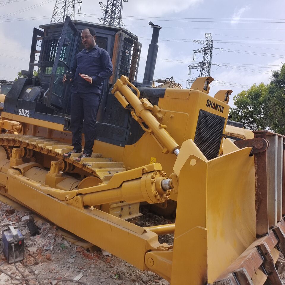 SHANTUI SD22 with Clearing Rake - Бульдозер: фото 3 SHANTUI SD22 with Clearing Rake - Бульдозер: фото 3