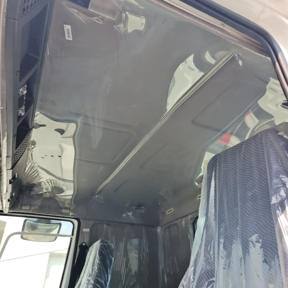 Тягач SINOTRUK HOWO 371 375 380 400 420 460HP: фото 9