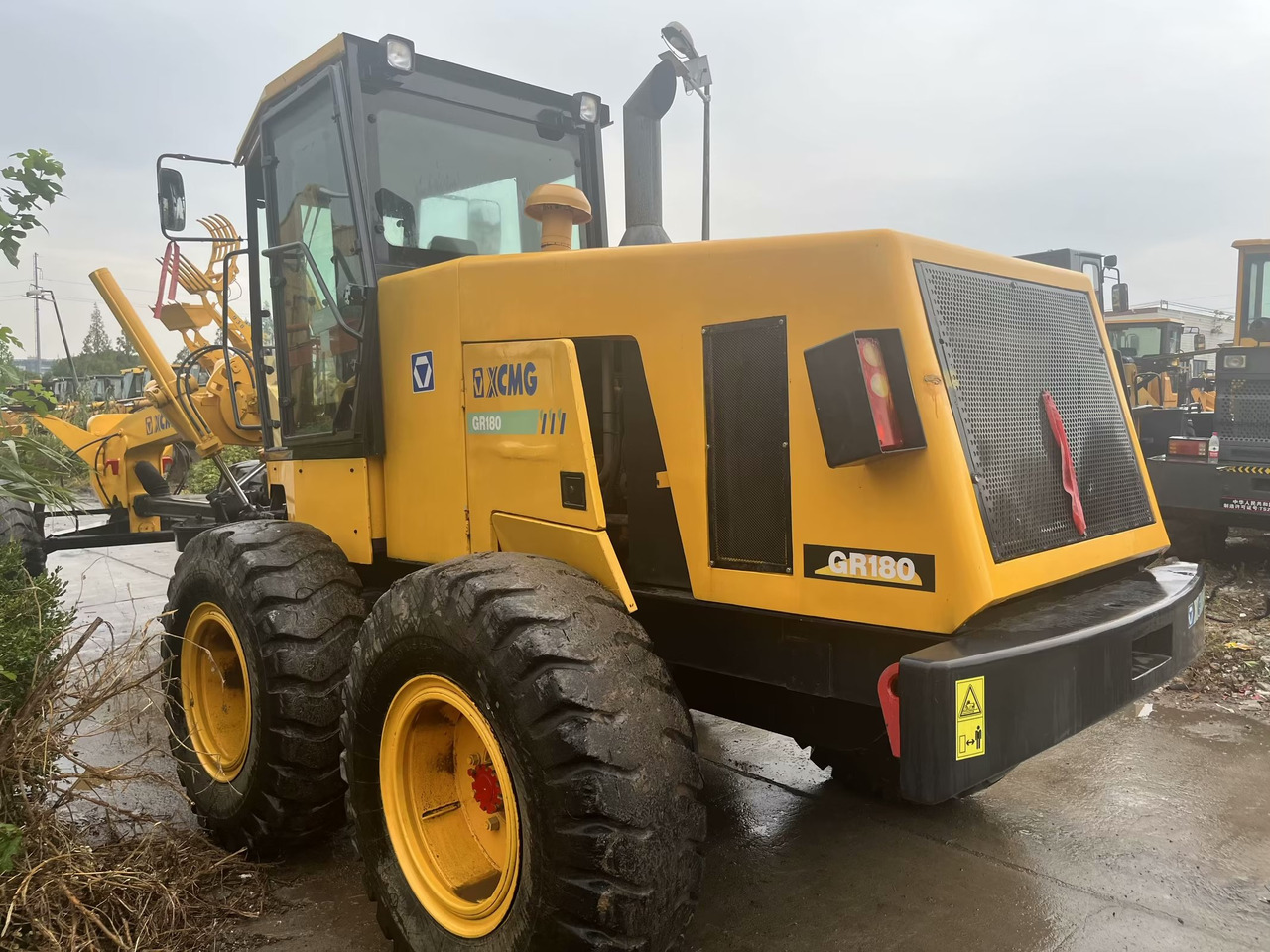 XCMG GR 180 - Грейдер: фото 3 XCMG GR 180 - Грейдер: фото 3