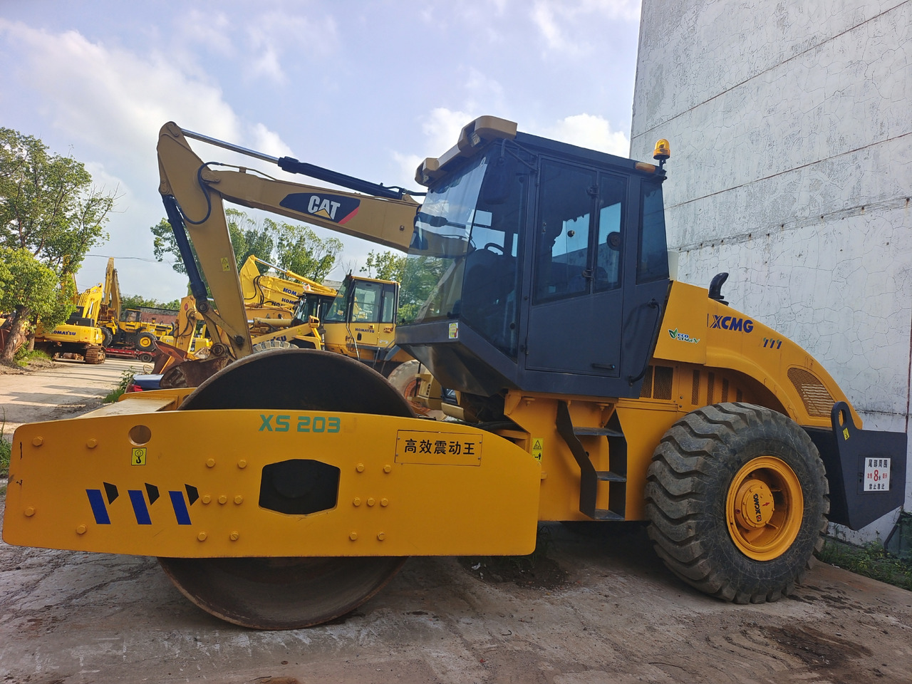 XCMG XS 203J 223J 183J - Дорожный каток: фото 4 XCMG XS 203J 223J 183J - Дорожный каток: фото 4