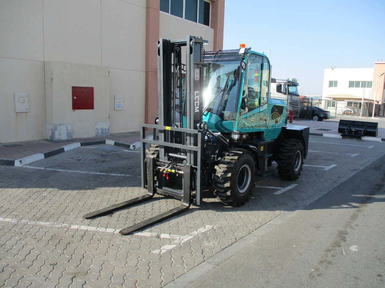 LGCM LG35R Rough Terrain Forklift - Дизельный погрузчик: фото 2 LGCM LG35R Rough Terrain Forklift - Дизельный погрузчик: фото 2