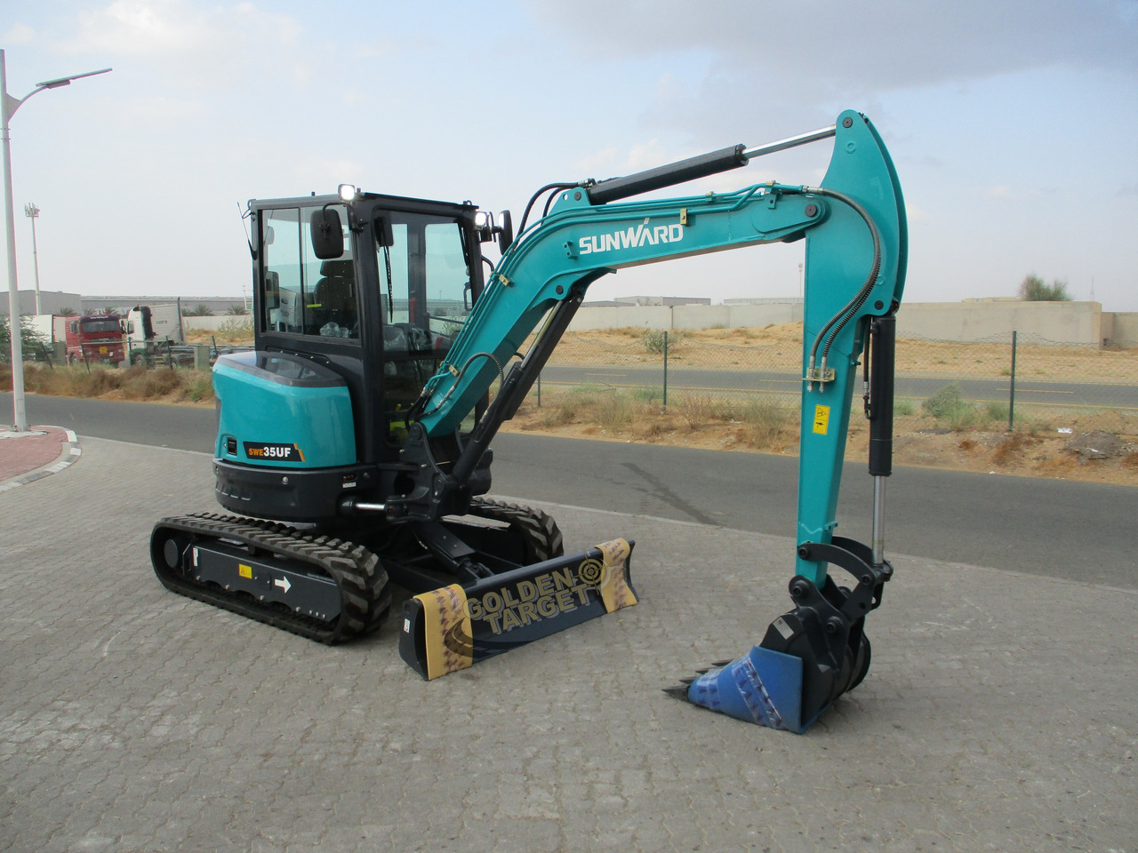 SUNWARD SWE35UF Mini Hydraulic Excavator - Мини-экскаватор: фото 1 SUNWARD SWE35UF Mini Hydraulic Excavator - Мини-экскаватор: фото 1