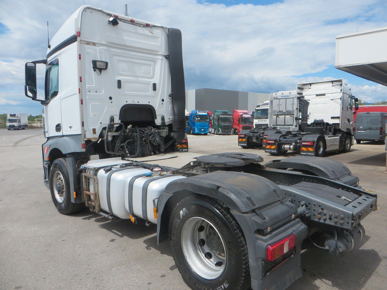 Mercedes-Benz Actros 1845 LS Retarder Hydraulic - Тягач: фото 4 Mercedes-Benz Actros 1845 LS Retarder Hydraulic - Тягач: фото 4