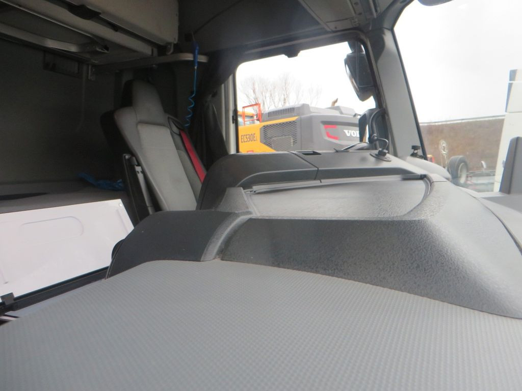Тягач Renault T480 SC 4x2Tractor ADR - TIPPER HYDRAULIC: фото 18