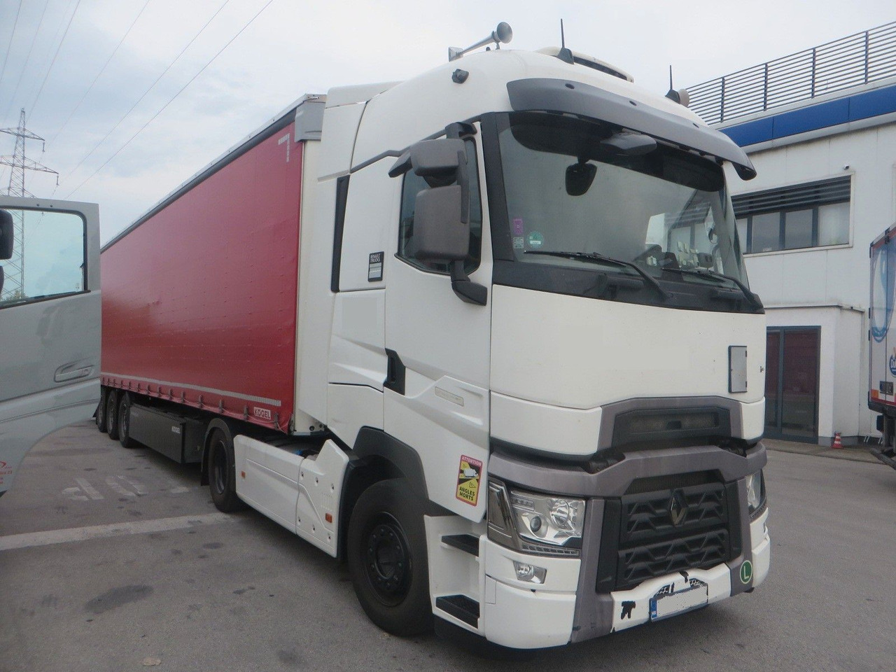 Renault T520 HSC 4x2Tractor - Тягач: фото 2 Renault T520 HSC 4x2Tractor - Тягач: фото 2