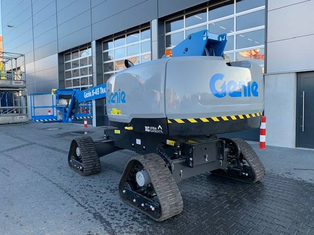 Genie S 45 XC Trax - Телескопический подъемник: фото 2 Genie S 45 XC Trax - Телескопический подъемник: фото 2