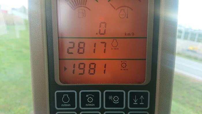 John Deere C 670 - Зерноуборочный комбайн: фото 4 John Deere C 670 - Зерноуборочный комбайн: фото 4