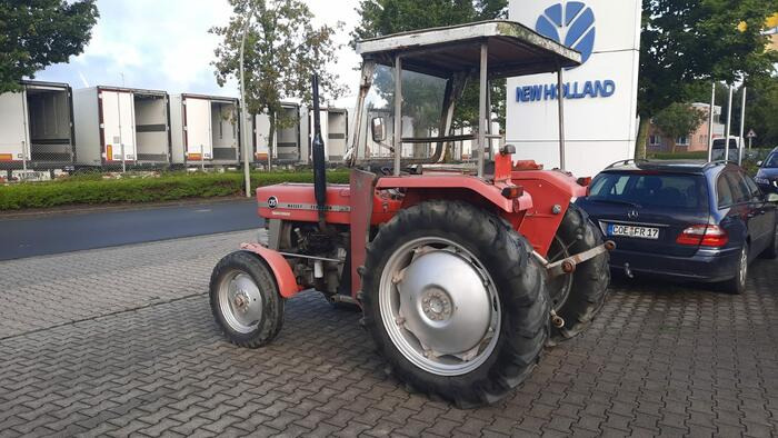 Massey Ferguson 133 - Трактор: фото 5 Massey Ferguson 133 - Трактор: фото 5