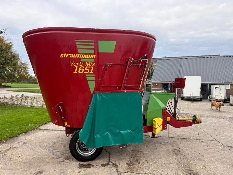 Strautmann Verti mix 1651 Mengwagen 13,5 m3 NIEUW Staat - Инвентарь для животноводства: фото 1 Strautmann Verti mix 1651 Mengwagen 13,5 m3 NIEUW Staat - Инвентарь для животноводства: фото 1