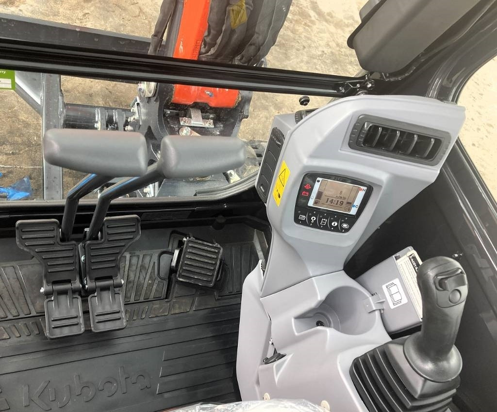 Новый Мини-экскаватор Kubota KX037-4: фото 8