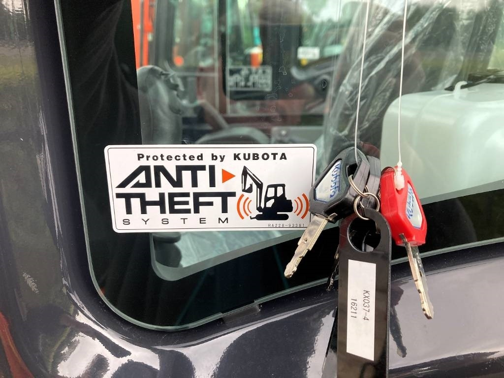 Новый Мини-экскаватор Kubota KX037-4: фото 11