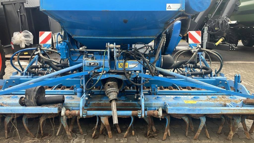 Lemken Solitair 8/400-DS 150 + Zirkon 12/400 - Сеялка: фото 2 Lemken Solitair 8/400-DS 150 + Zirkon 12/400 - Сеялка: фото 2