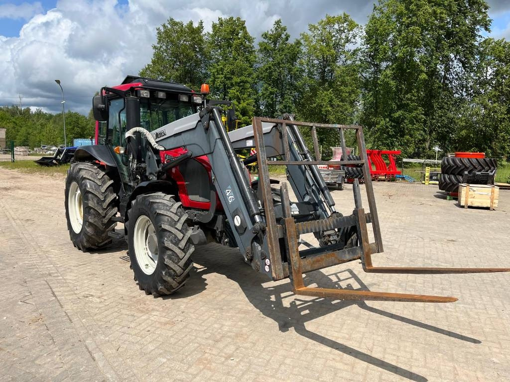 Valtra A 93 - Трактор: фото 1 Valtra A 93 - Трактор: фото 1