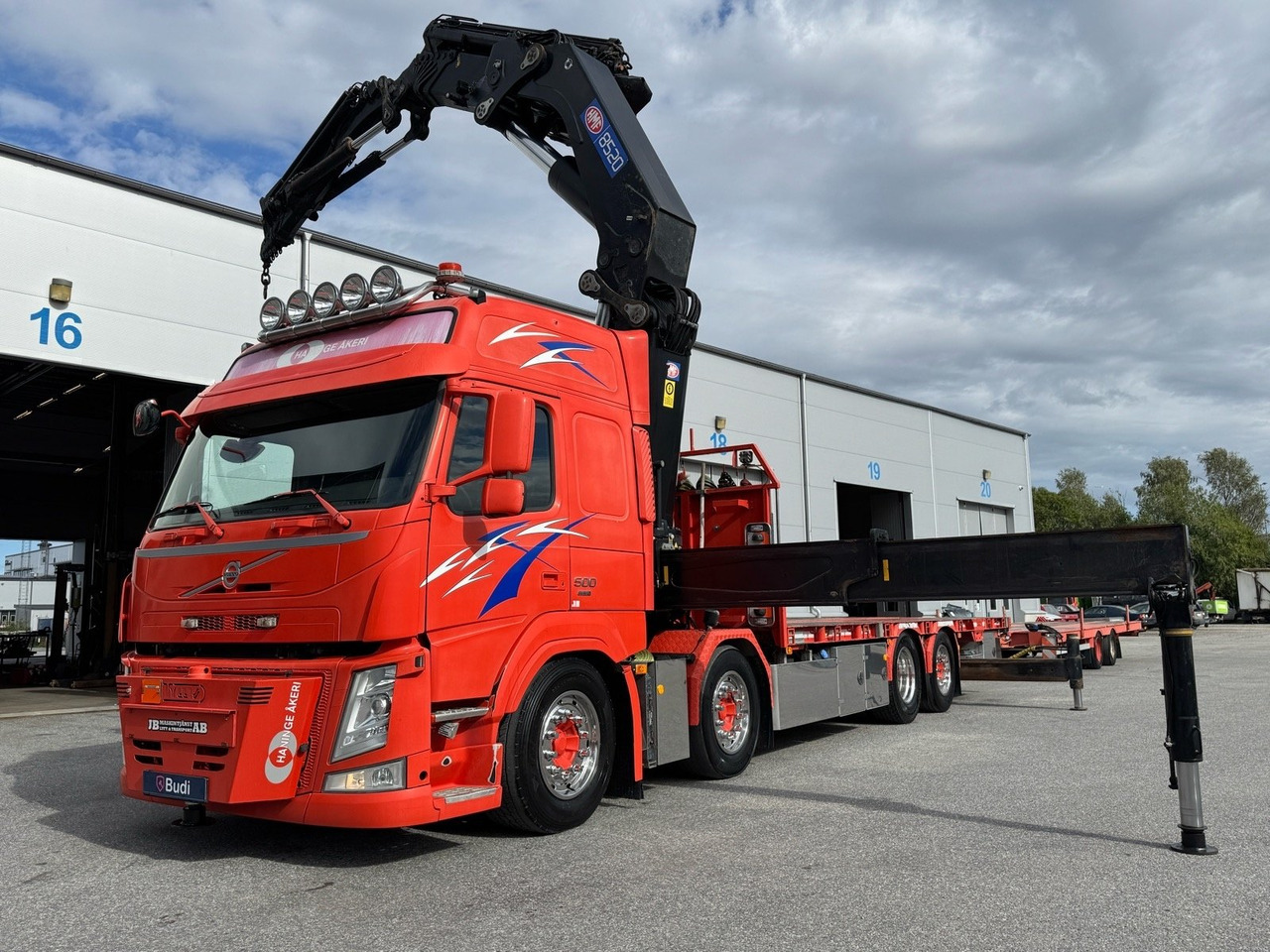 Bodbilsekipage Volvo FM 500 8x2 -2016 | HMF8520+Jibb | Tyllis - Грузовик бортовой/ Платформа, Автоманипулятор: фото 1 Bodbilsekipage Volvo FM 500 8x2 -2016 | HMF8520+Jibb | Tyllis - Грузовик бортовой/ Платформа, Автоманипулятор: фото 1