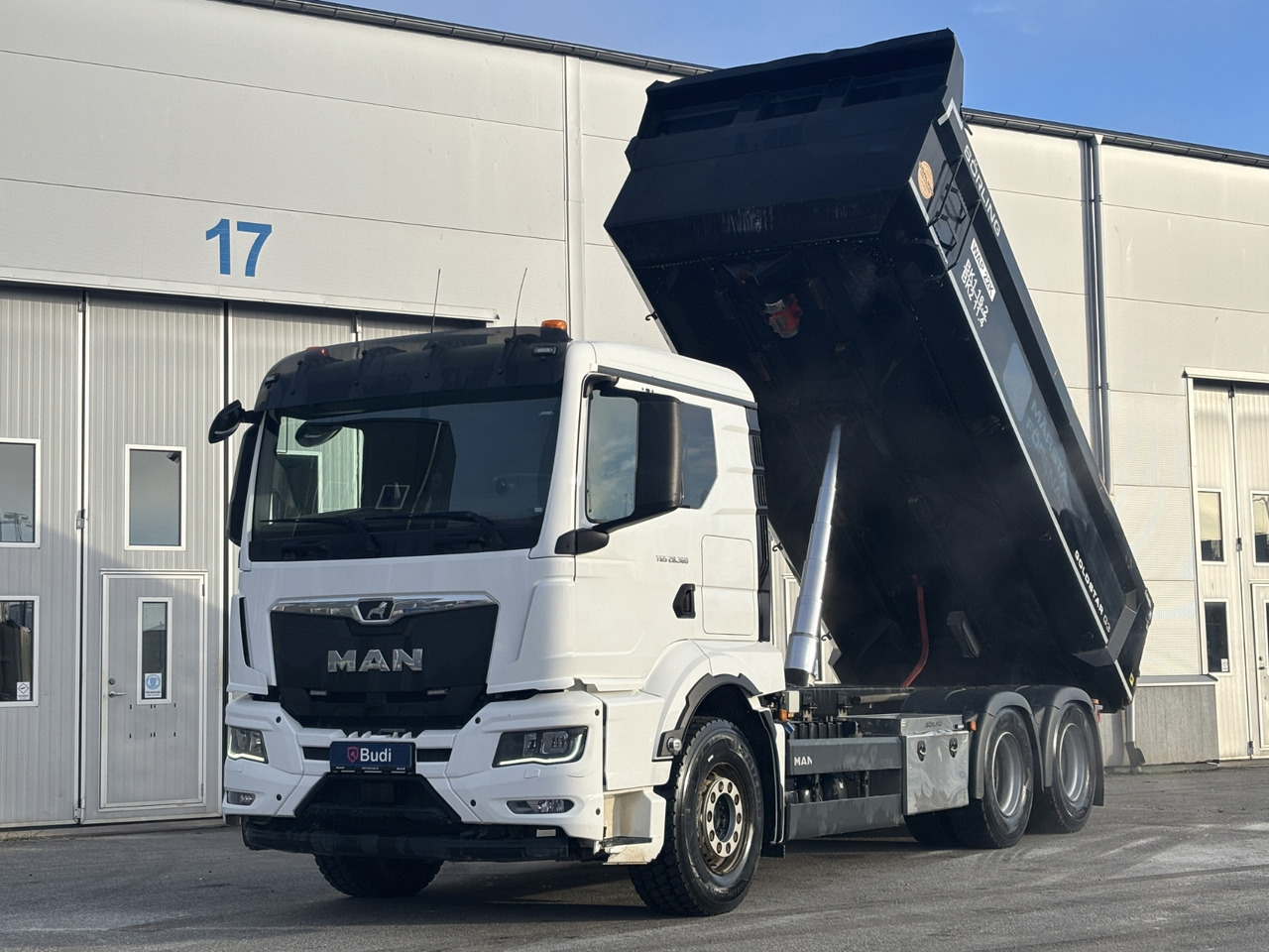 Schaktbil MAN TGS 28.360 6X2-2 BL CH -2023 | Sörling Goldstar - Другая техника: фото 1 Schaktbil MAN TGS 28.360 6X2-2 BL CH -2023 | Sörling Goldstar - Другая техника: фото 1