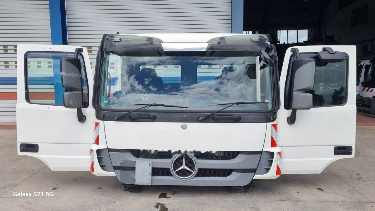 Кабина для Грузовиков Mercedes-Benz CAB MERCEDES ACTROS MP 3 MEDIUM   Mercedes-Benz ACTROS MP3: фото 11