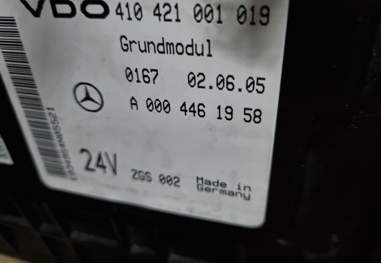 Mercedes-Benz GRUNDMODUL ACTROS MP4 A0014465158 Mercedes-Benz ACTROS MP4 EURO 6 - Предохранитель для Грузовиков: фото 2 Mercedes-Benz GRUNDMODUL ACTROS MP4 A0014465158 Mercedes-Benz ACTROS MP4 EURO 6 - Предохранитель для Грузовиков: фото 2