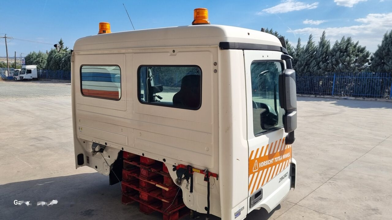 Mercedes-Benz SORT MERCEDES ACTROS MP3 EURO 5 A9416002005 Mercedes-Benz ACTROS MP3 - Кабина для Грузовиков: фото 4 Mercedes-Benz SORT MERCEDES ACTROS MP3 EURO 5 A9416002005 Mercedes-Benz ACTROS MP3 - Кабина для Грузовиков: фото 4