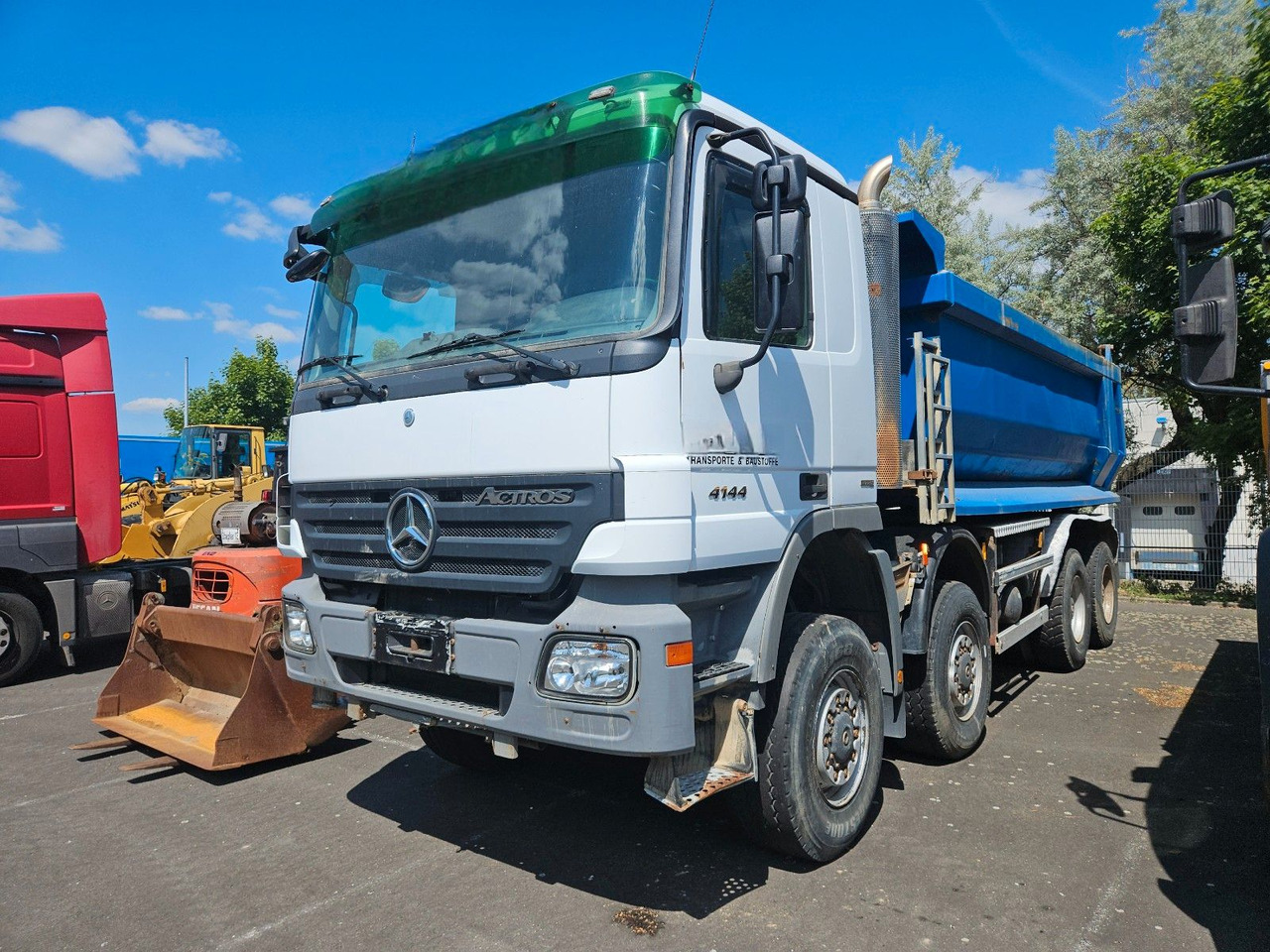 Mercedes-Benz Actros 4144 8x8 Hinterkipper - Самосвал: фото 1 Mercedes-Benz Actros 4144 8x8 Hinterkipper - Самосвал: фото 1