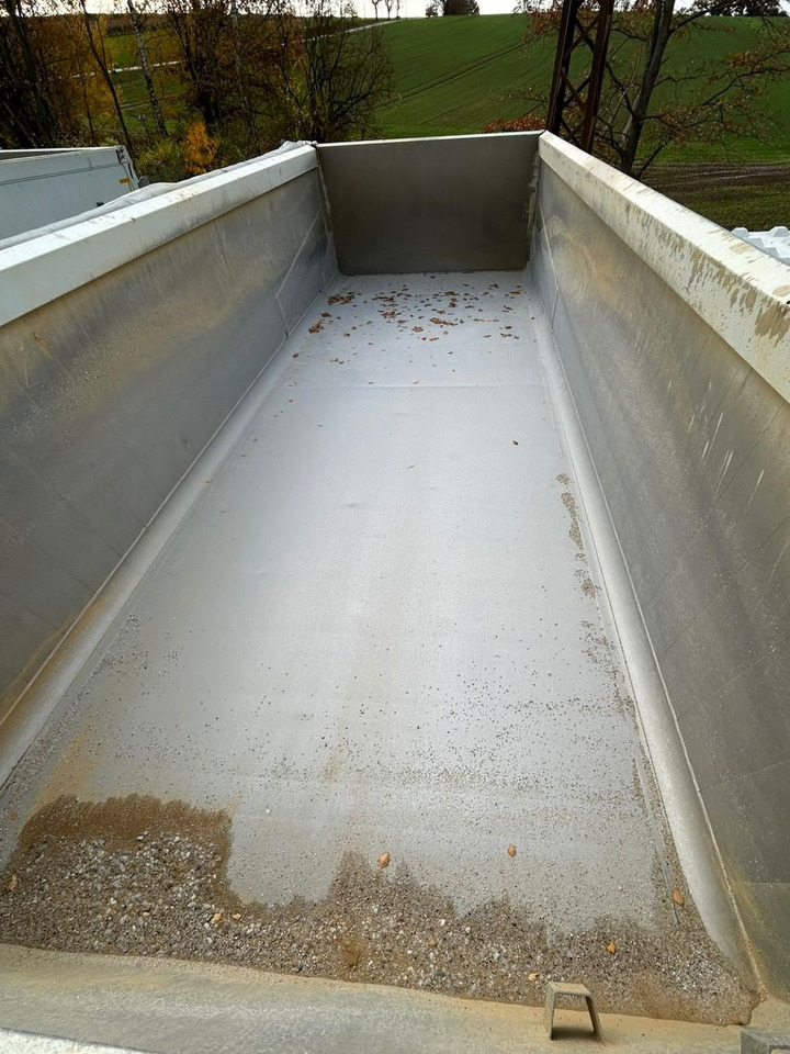 Schmitz Cargobull Alumulde SKI 24 - Самосвальный полуприцеп: фото 4 Schmitz Cargobull Alumulde SKI 24 - Самосвальный полуприцеп: фото 4