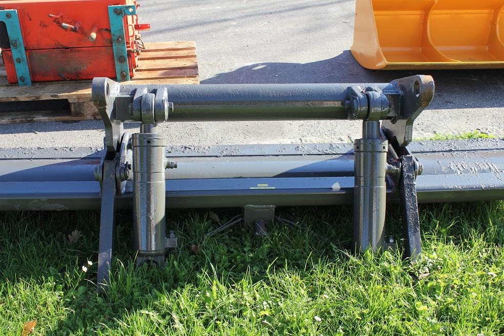 Atlas 1302 E - Отвал для Строительной техники: фото 4 Atlas 1302 E - Отвал для Строительной техники: фото 4