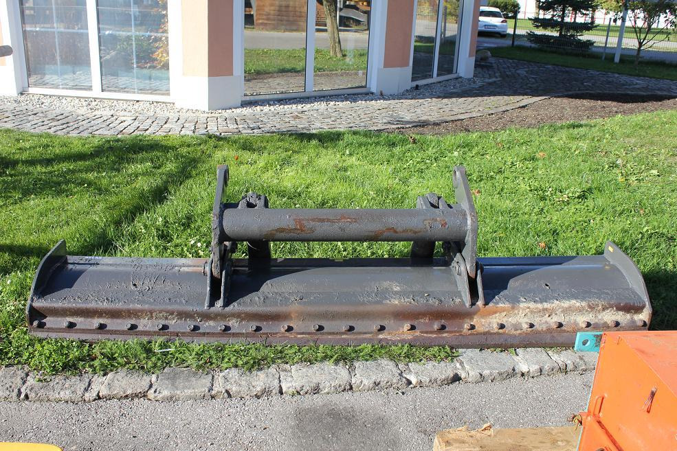 Atlas 1302 E - Отвал для Строительной техники: фото 5 Atlas 1302 E - Отвал для Строительной техники: фото 5