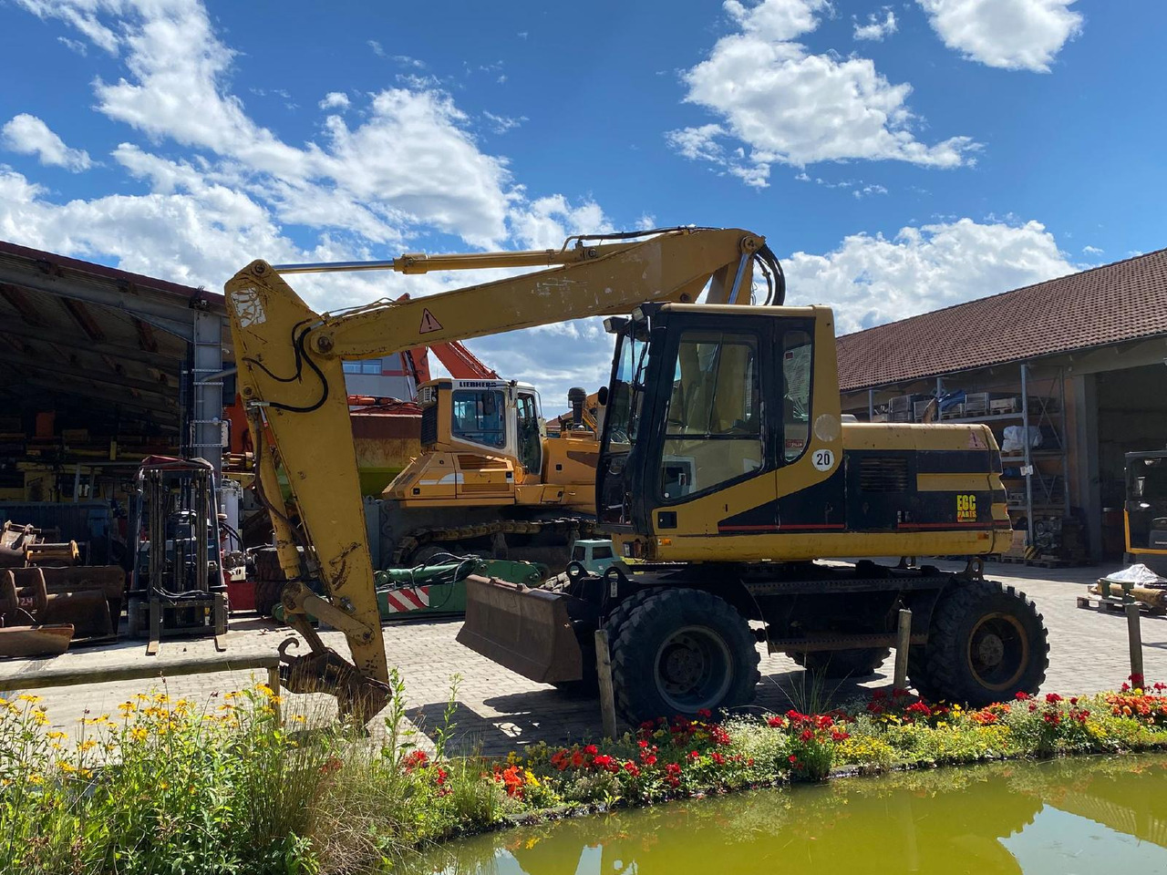 Caterpillar M 312 - Колёсный экскаватор: фото 2 Caterpillar M 312 - Колёсный экскаватор: фото 2