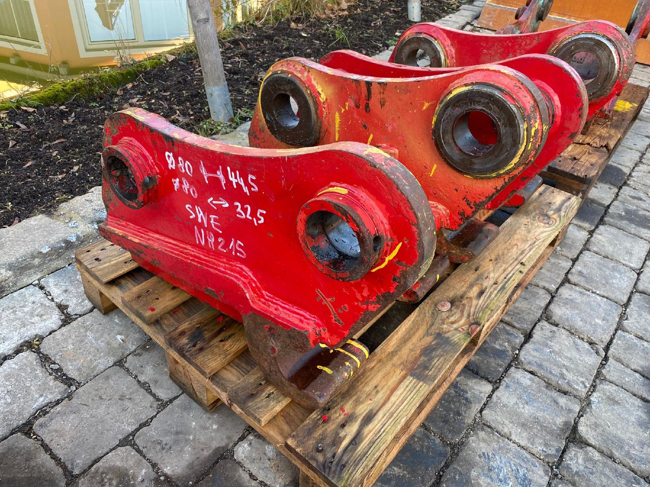 Lehnhof SW F aus New Holland E 215 - Сцепное устройство: фото 4 Lehnhof SW F aus New Holland E 215 - Сцепное устройство: фото 4