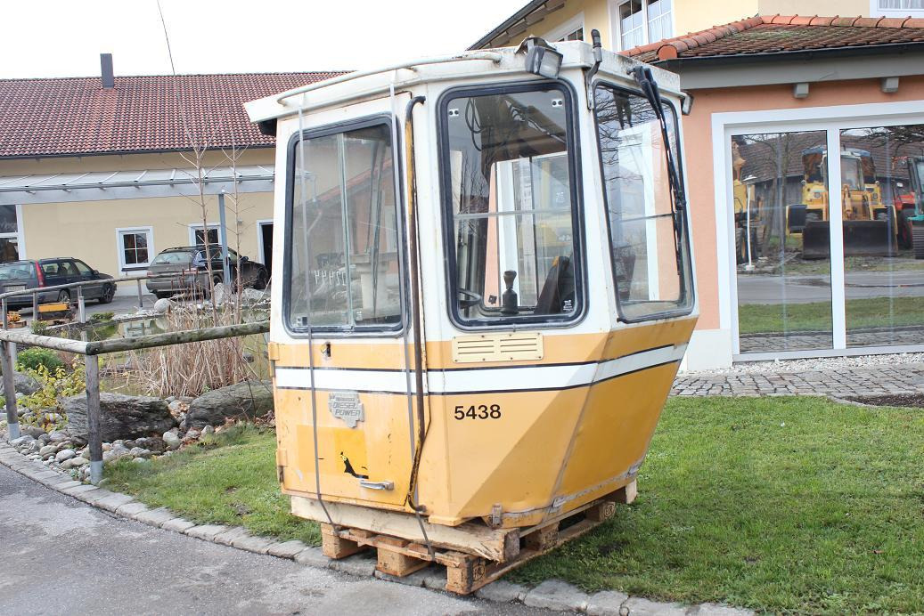 Liebherr 551 - Кабина для Строительной техники: фото 1 Liebherr 551 - Кабина для Строительной техники: фото 1