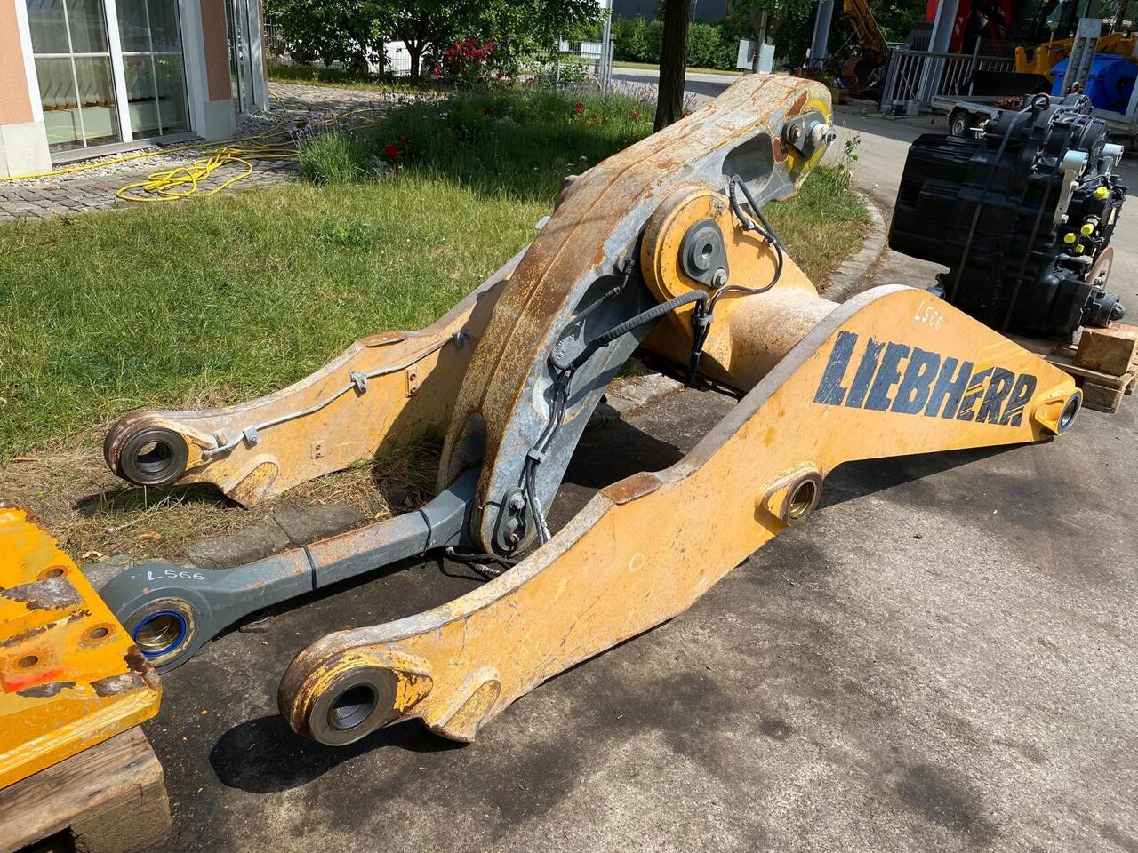 Liebherr L 566 - Стрела: фото 1 Liebherr L 566 - Стрела: фото 1