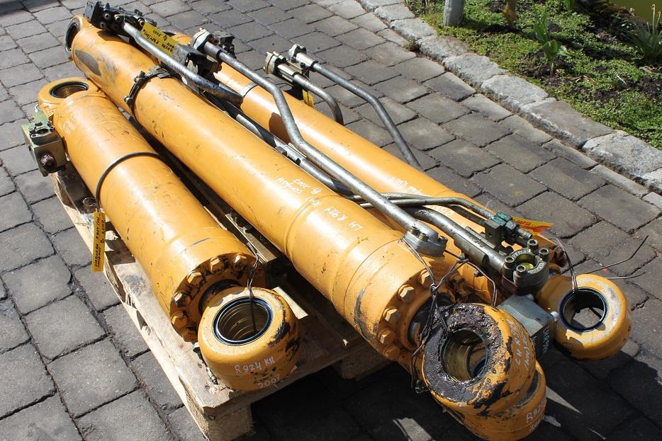 Гидравлический цилиндр для Строительной техники Liebherr R 924 compact: фото 7 Гидравлический цилиндр для Строительной техники Liebherr R 924 compact: фото 7