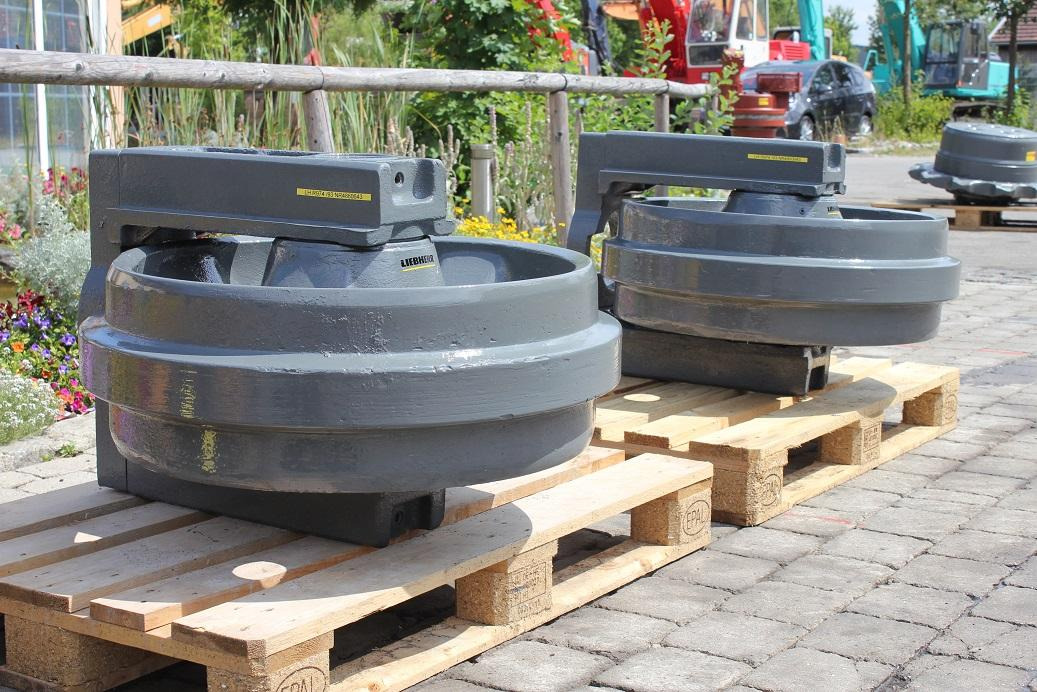 Запчасти ходовой части для Строительной техники Liebherr R 974: фото 9 Запчасти ходовой части для Строительной техники Liebherr R 974: фото 9