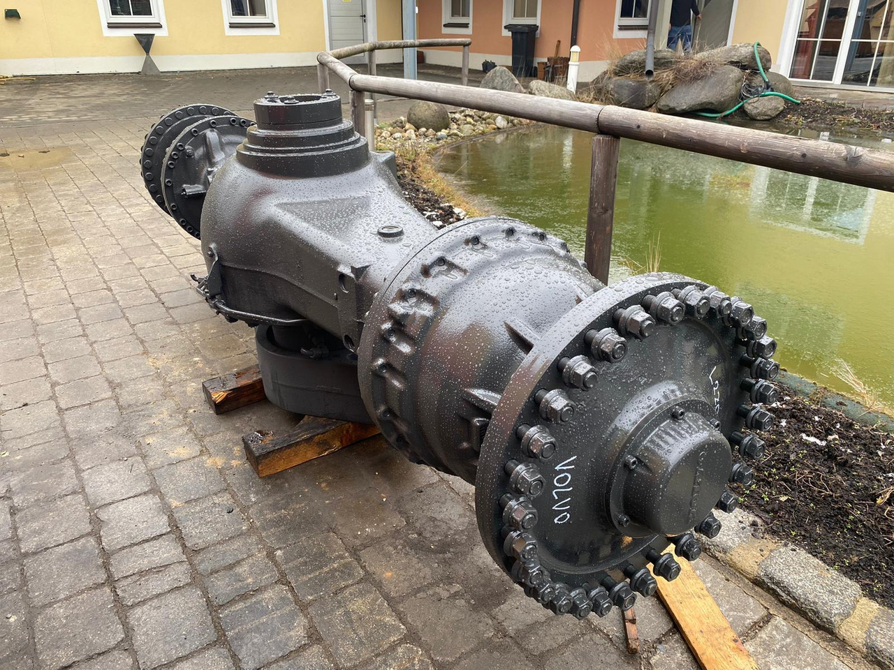 Volvo L220H - Ось и запчасти для Строительной техники: фото 2 Volvo L220H - Ось и запчасти для Строительной техники: фото 2