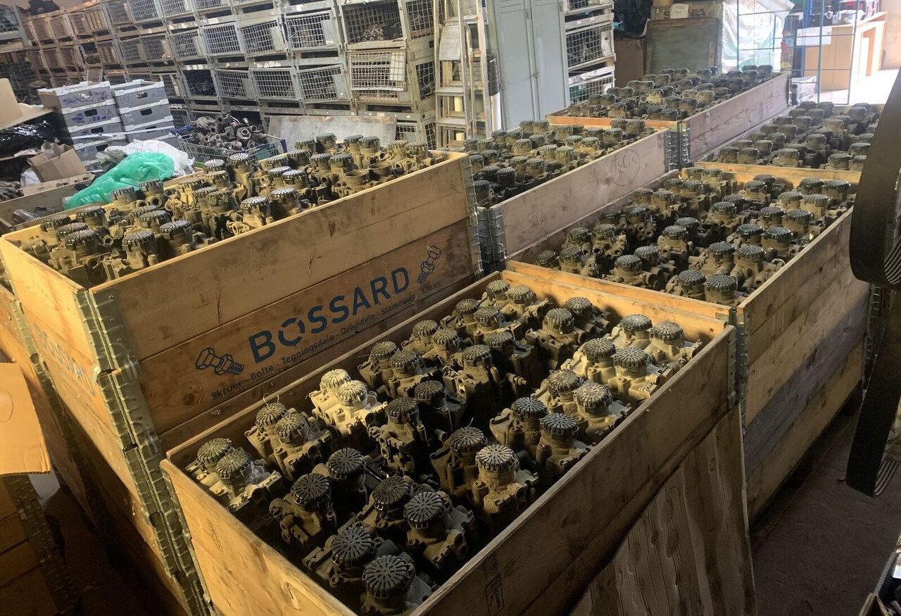 Knorr-Bremse TEBS ES2060 K019312 Knorr-Bremse - Тормозной клапан для Прицепов: фото 2 Knorr-Bremse TEBS ES2060 K019312 Knorr-Bremse - Тормозной клапан для Прицепов: фото 2