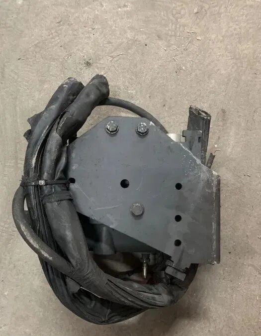 Mercedes-Benz Mercedes Actros MP3 Euro 5 A0001400478 Mercedes-Benz Mercedes Actros MP3 Euro 5 truck - Глушитель/ Выхлопная система для Грузовиков: фото 4 Mercedes-Benz Mercedes Actros MP3 Euro 5 A0001400478 Mercedes-Benz Mercedes Actros MP3 Euro 5 truck - Глушитель/ Выхлопная система для Грузовиков: фото 4