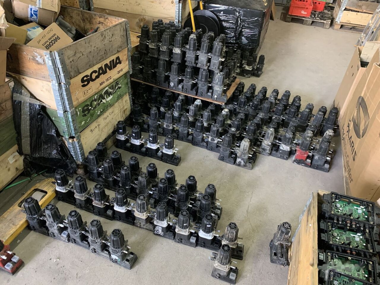 Mercedes-Benz oryginał hurt regeneracja A0001407678 Mercedes-Benz Actros Atego MP4 Euro 6 - Глушитель/ Выхлопная система для Грузовиков: фото 1 Mercedes-Benz oryginał hurt regeneracja A0001407678 Mercedes-Benz Actros Atego MP4 Euro 6 - Глушитель/ Выхлопная система для Грузовиков: фото 1