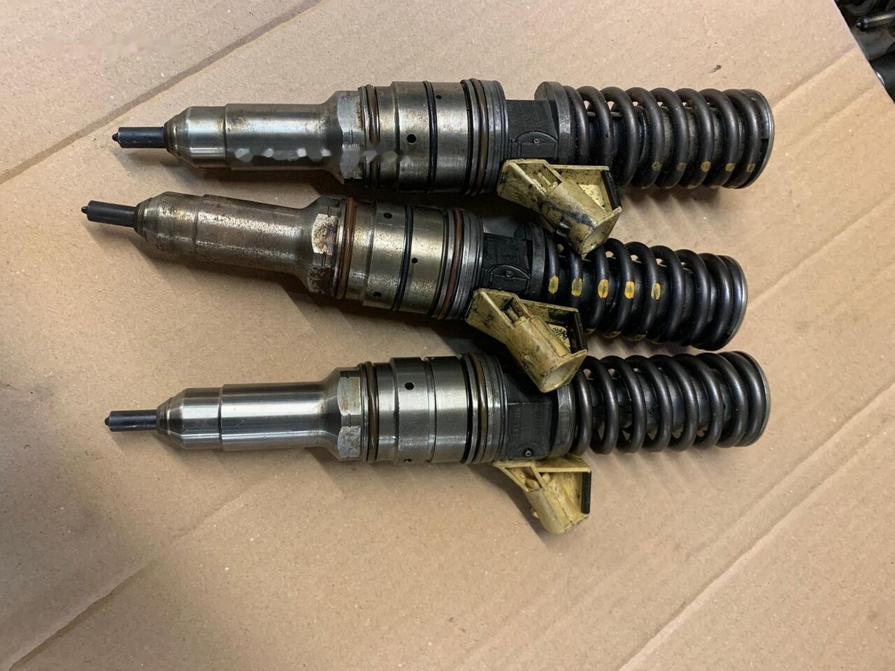 Pompo Iveco Stralis Bosch do regeneracji 0414703004 / 0414703008 - Распределитель впрыска для Грузовиков: фото 1 Pompo Iveco Stralis Bosch do regeneracji 0414703004 / 0414703008 - Распределитель впрыска для Грузовиков: фото 1