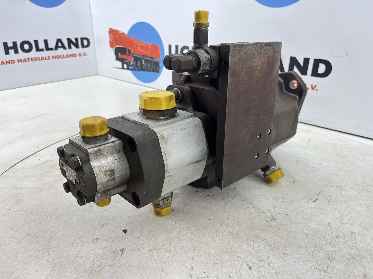 Compact truck CT.2 Axial piston pump - Гидравлический насос для Кранов: фото 4 Compact truck CT.2 Axial piston pump - Гидравлический насос для Кранов: фото 4