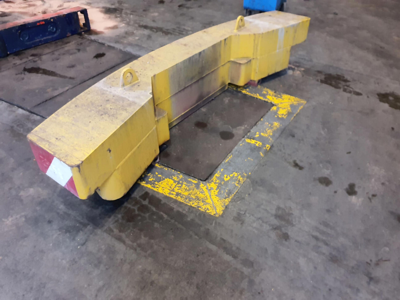 FAUN ATF 45 counterweight 2,45 ton - Противовес для Мобильных кранов: фото 1 FAUN ATF 45 counterweight 2,45 ton - Противовес для Мобильных кранов: фото 1