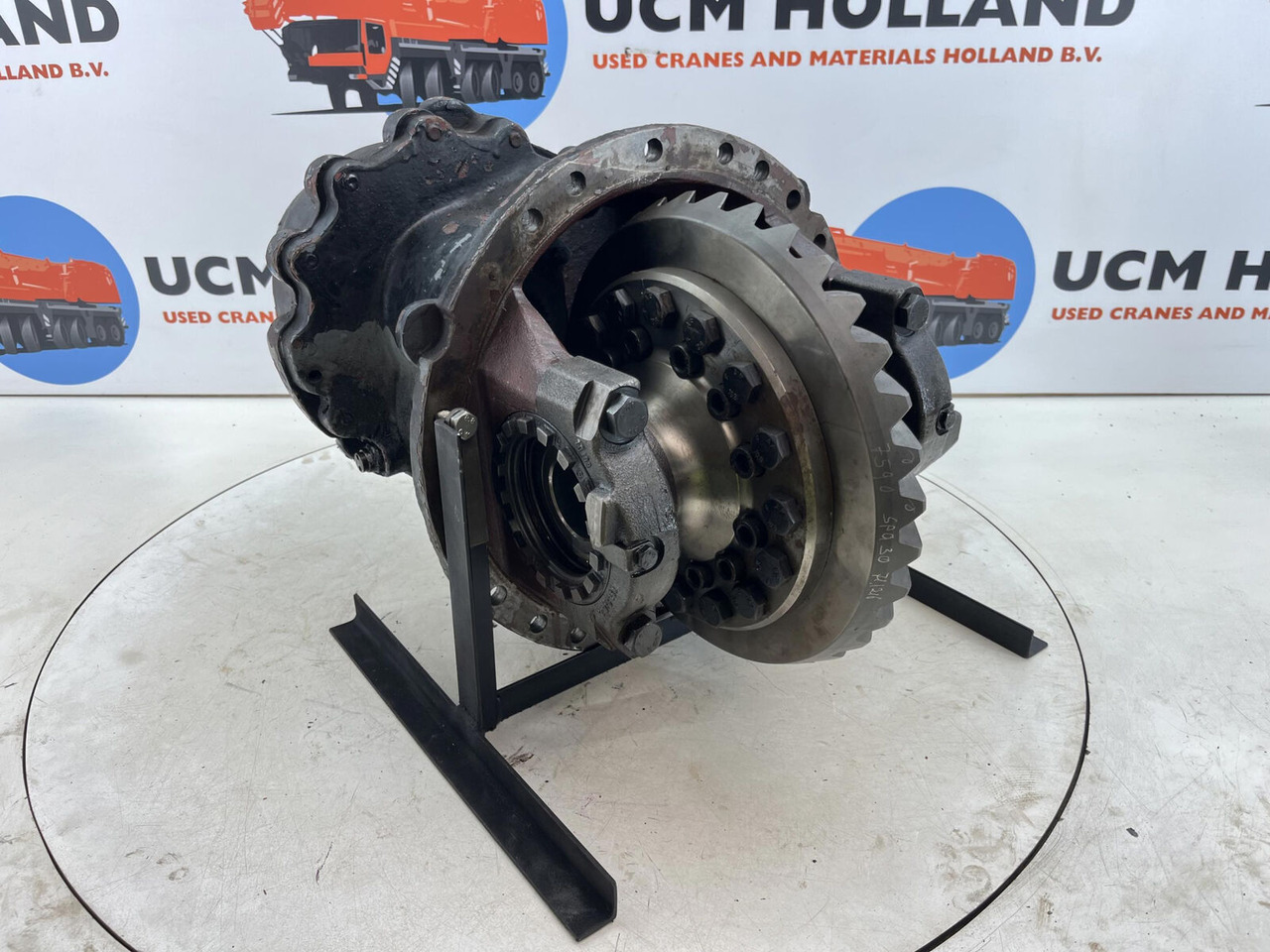 FAUN ATF 60-4 mid differential 14x34 axle 2 - Дифференциал для Мобильных кранов: фото 1 FAUN ATF 60-4 mid differential 14x34 axle 2 - Дифференциал для Мобильных кранов: фото 1