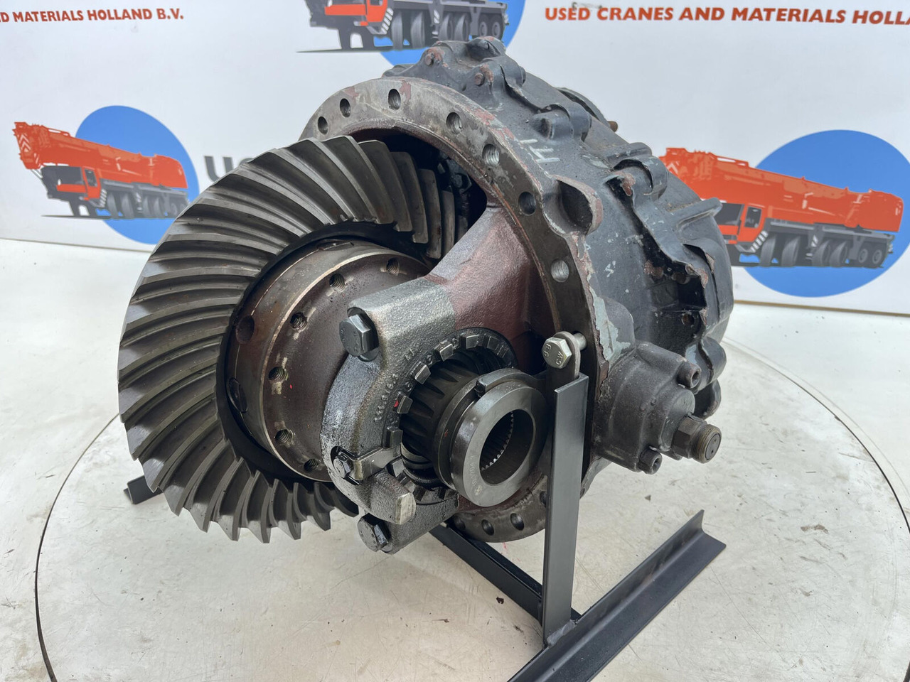 FAUN ATF 60-4 mid differential 14x34 axle 2 - Дифференциал для Мобильных кранов: фото 2 FAUN ATF 60-4 mid differential 14x34 axle 2 - Дифференциал для Мобильных кранов: фото 2